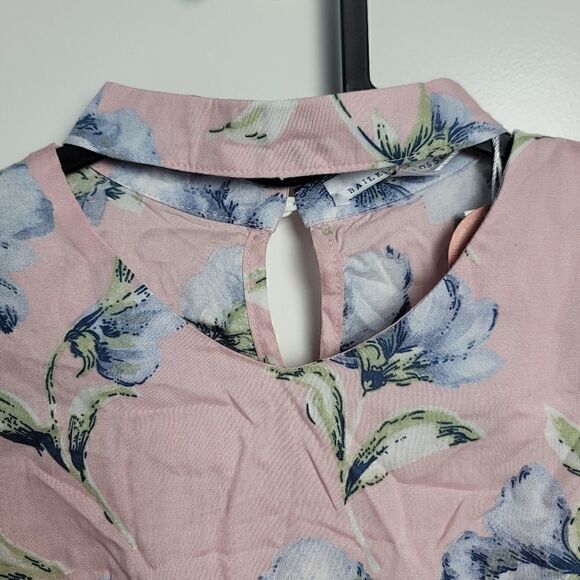 NWT- BAILEY'S BLOSSOMS Dress - Picture 4 of 9